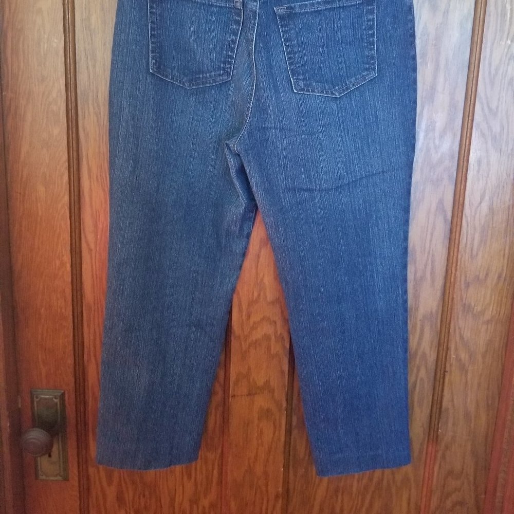 Gloria Vanderbilt Ladies Amanda Stretch Denim Jean Dark Blue, Size 10 Short - Picture 5 of 5